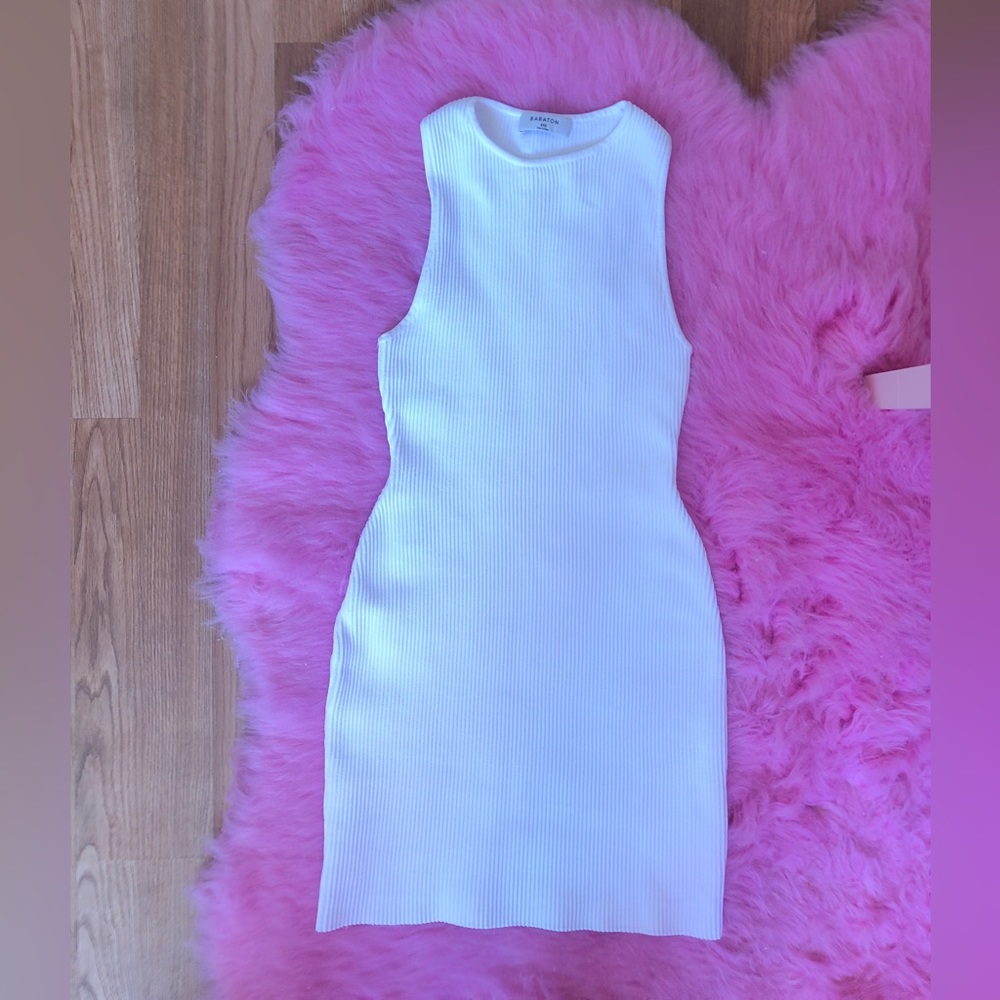 Aritzia Babaton white Sculpt Knit Racer Mini Dress size 2XS